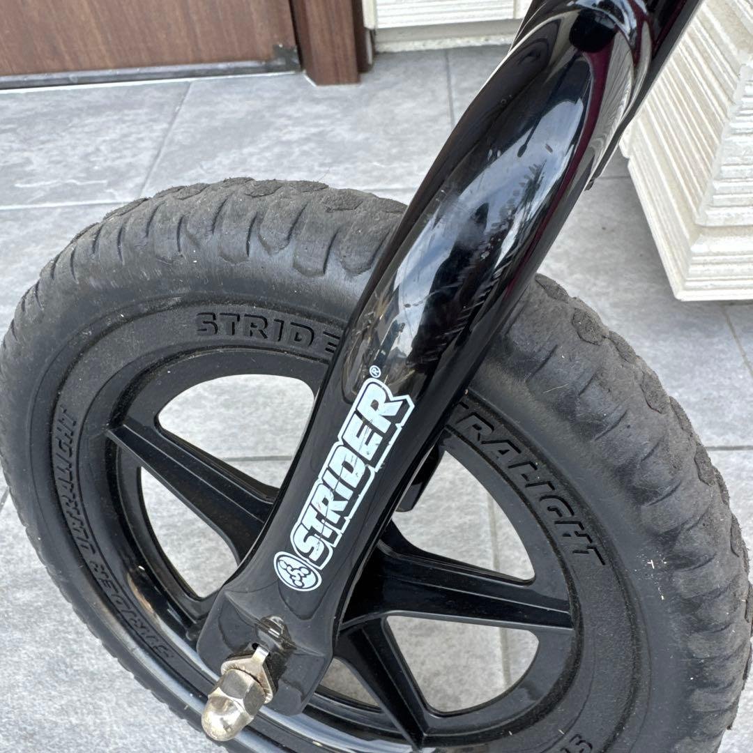 ストライダー　12インチ　ピンク